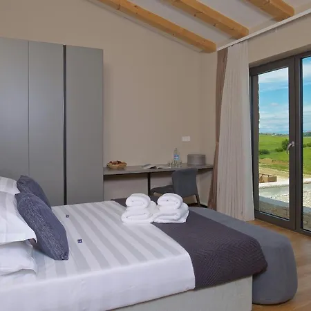 Luxury Vigneto Heated Pool Jacuzzi *