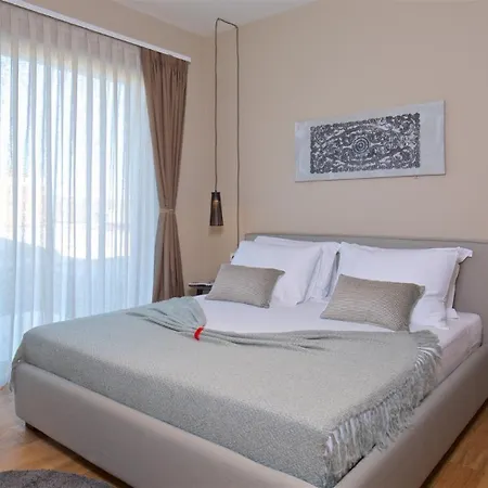 Willa Luxury Vigneto Heated Pool Jacuzzi *