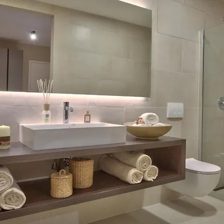 别墅 Luxury Vigneto Heated Pool Jacuzzi 布罗托尼贾